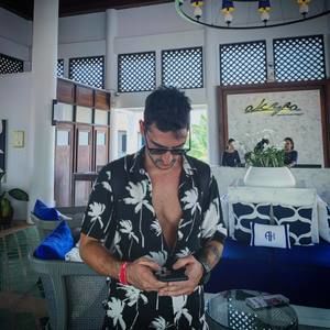 Meet your Posher, Armin